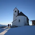 Апартаменты Tirol *