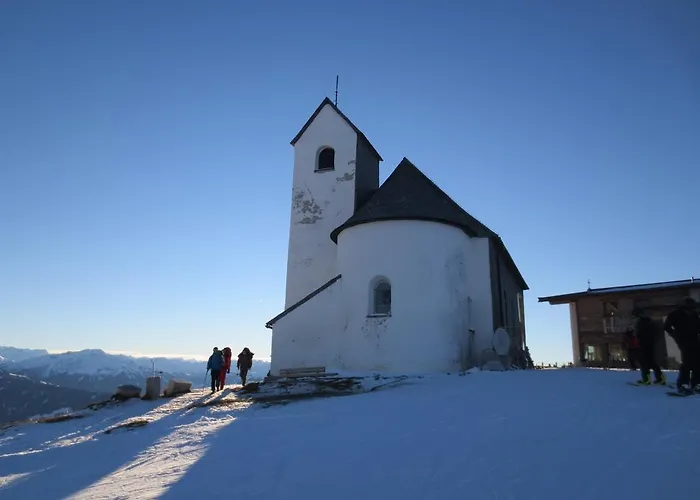 Апартаменты Tirol *