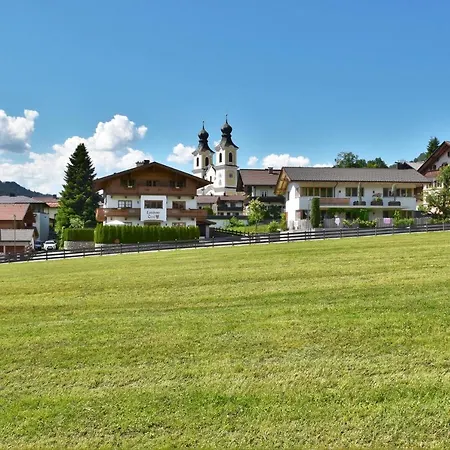 Landhaus Tirol Apartment Hopfgarten im Brixental